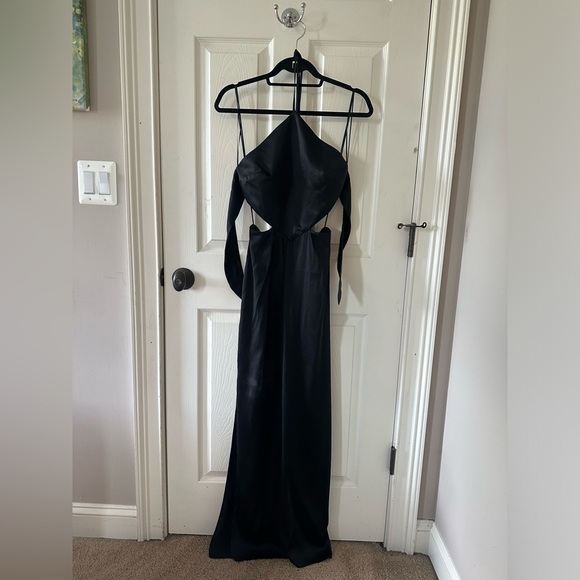 AMANDA UPRICHARD CELOSIA 100% SILK GOWN - Picture 5 of 5